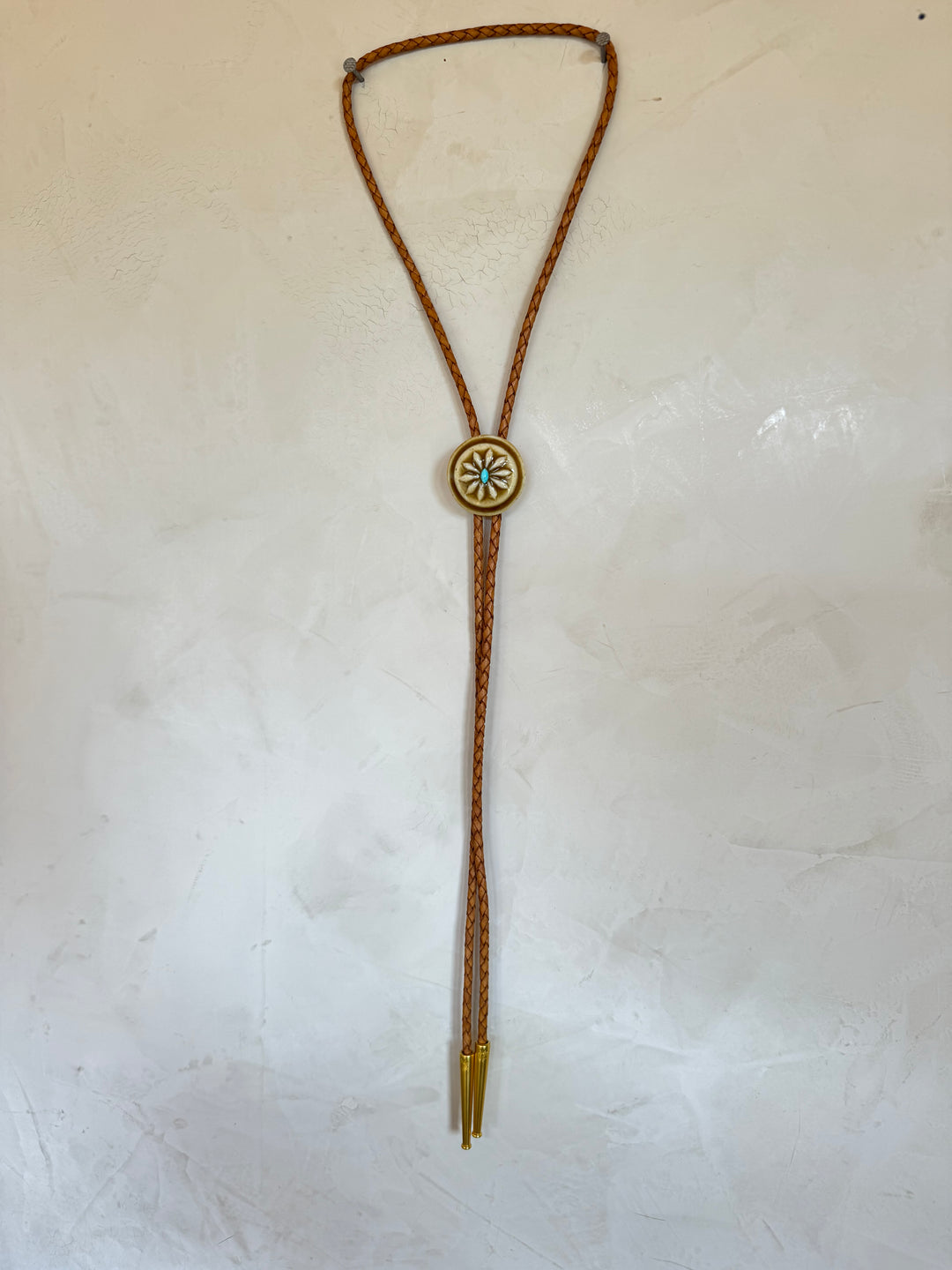 Clay Flower Bolo
