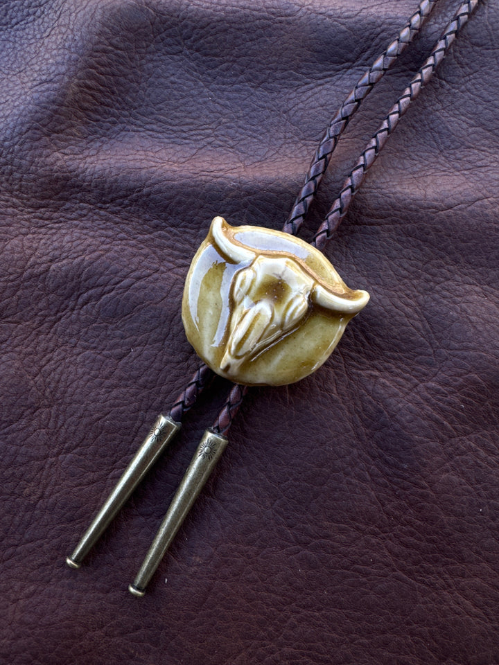 Clay Bolo