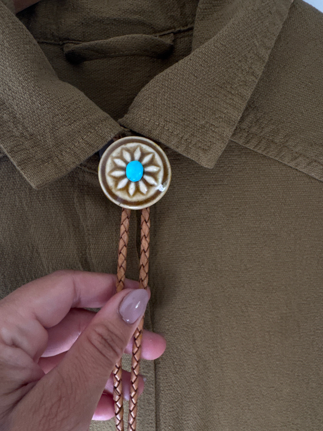 Clay Bolo