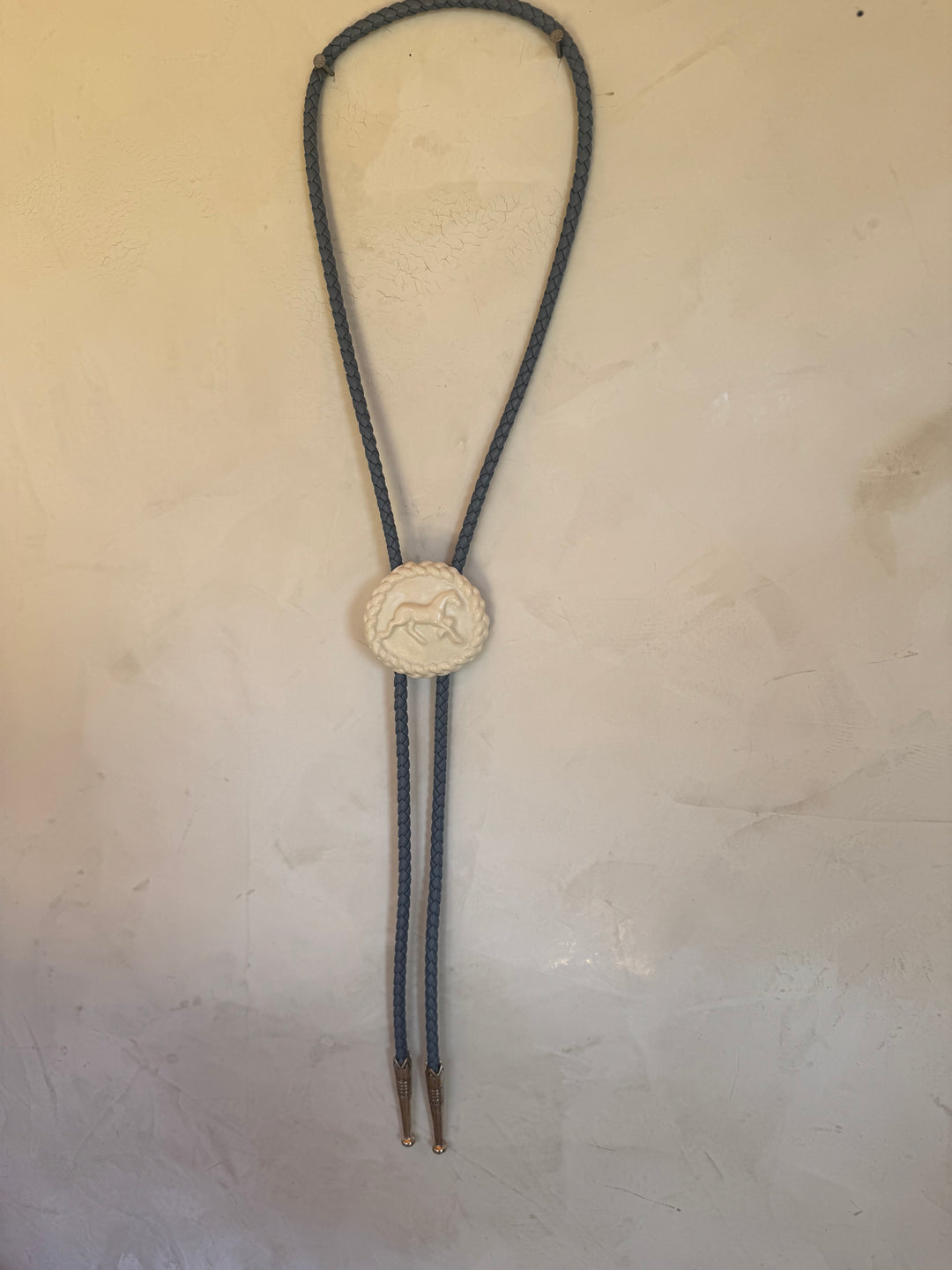 Clay Hunter Jumper Bolo