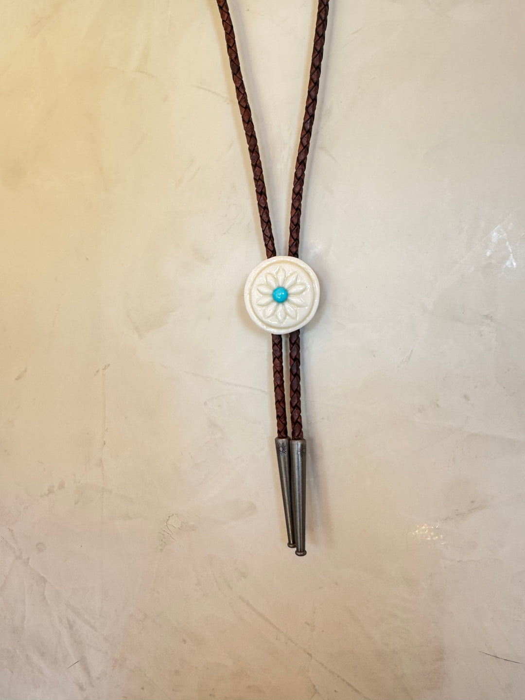 Clay Flower Bolo