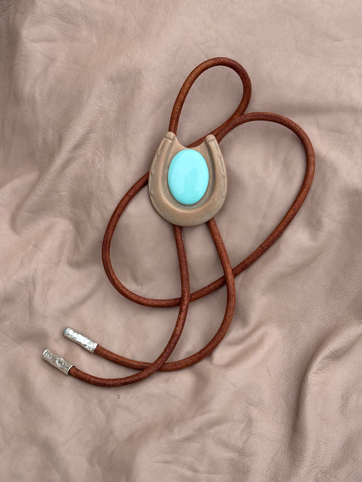 Clay Horseshoe Bolo