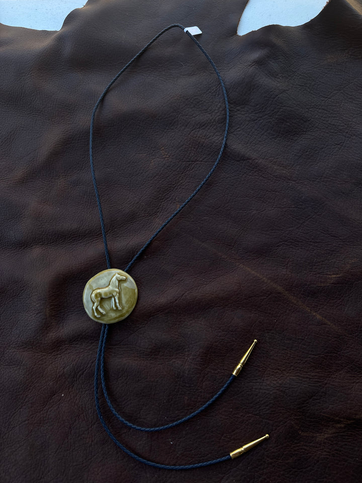 Clay Bolo