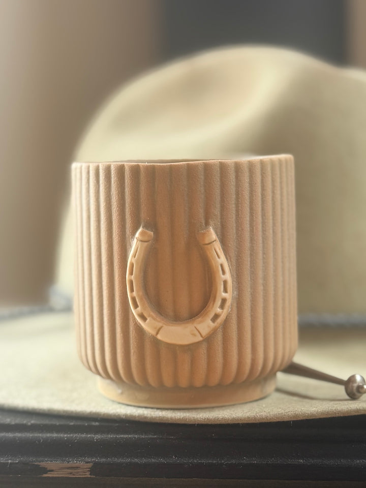 Horseshoe Cup