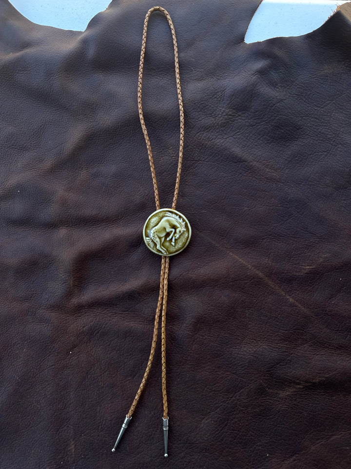 Clay Bolo