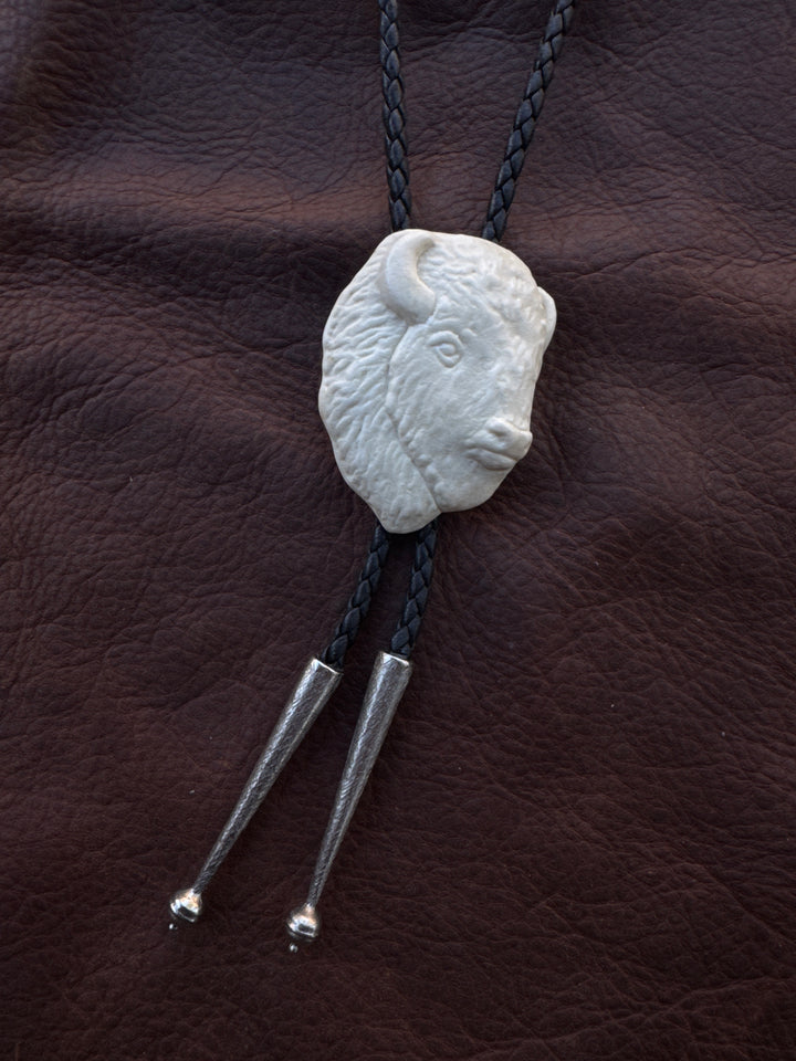 Clay Bolo