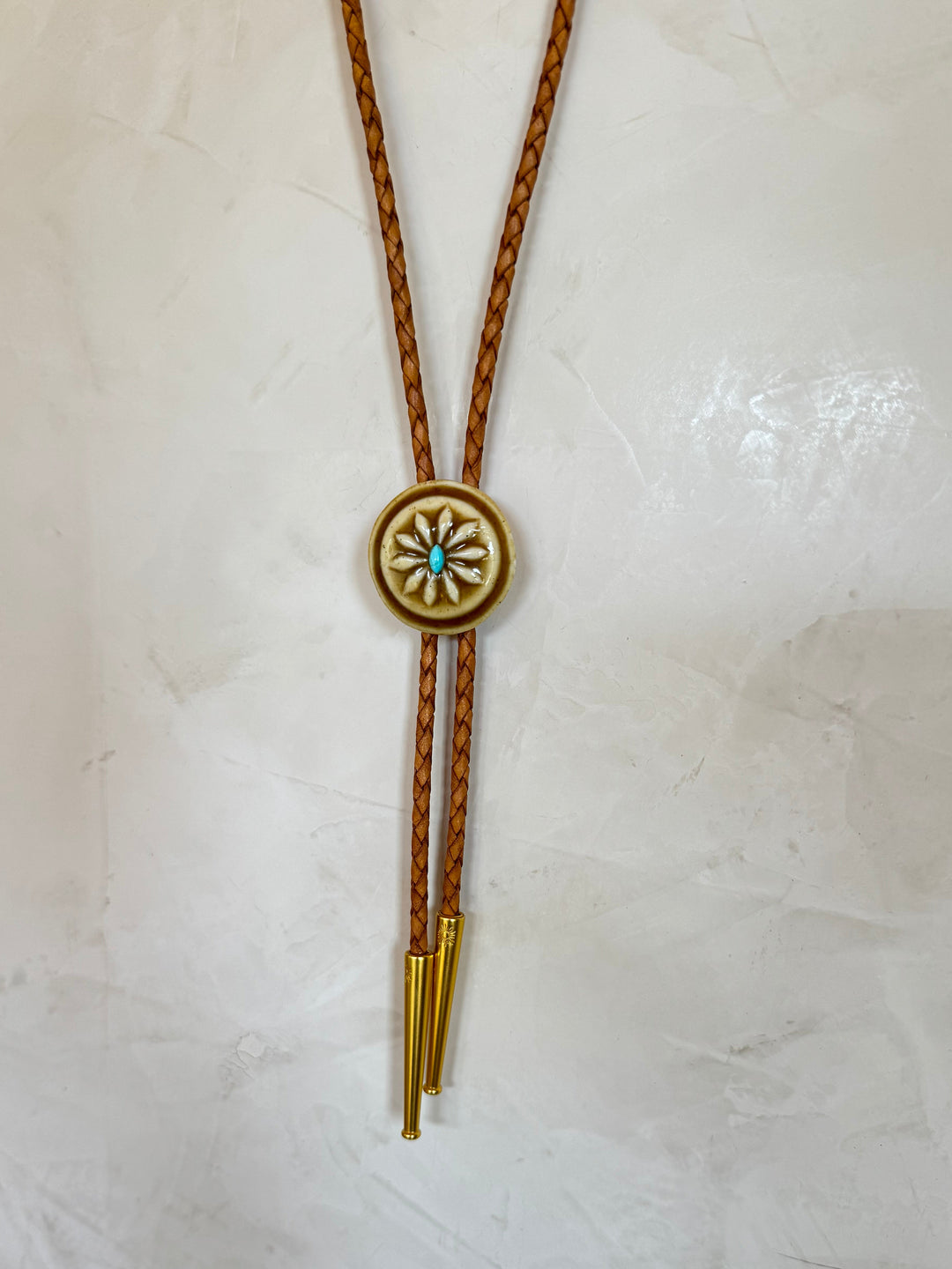 Clay Flower Bolo