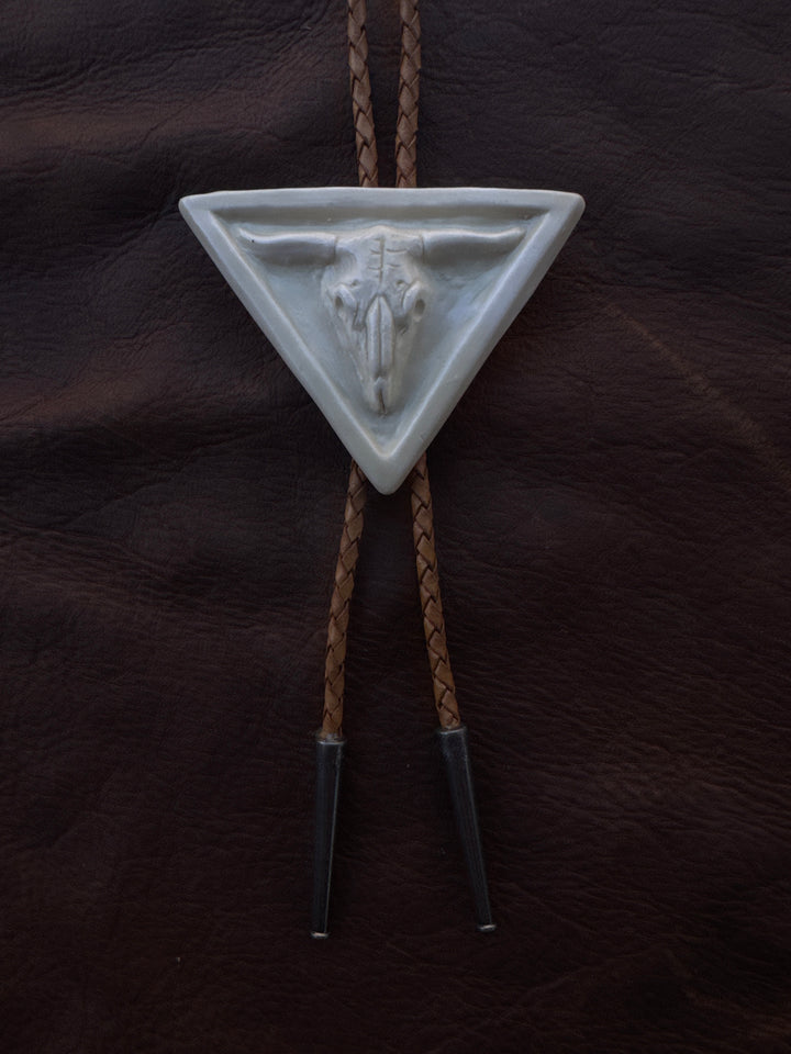 Clay Bolo