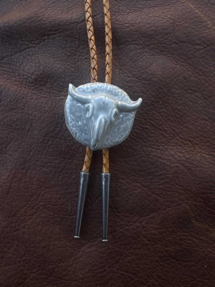 Clay Bolo