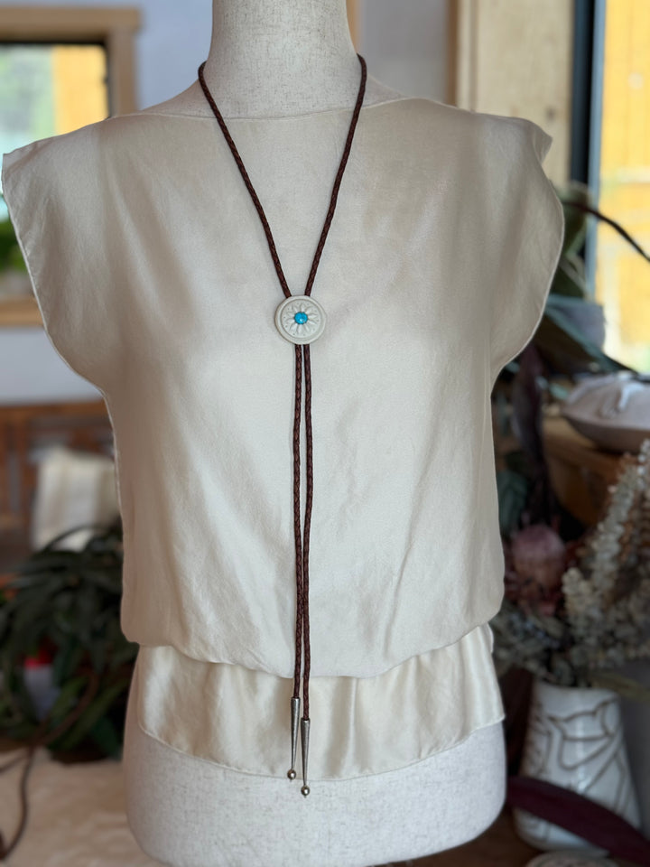 Clay Bolo