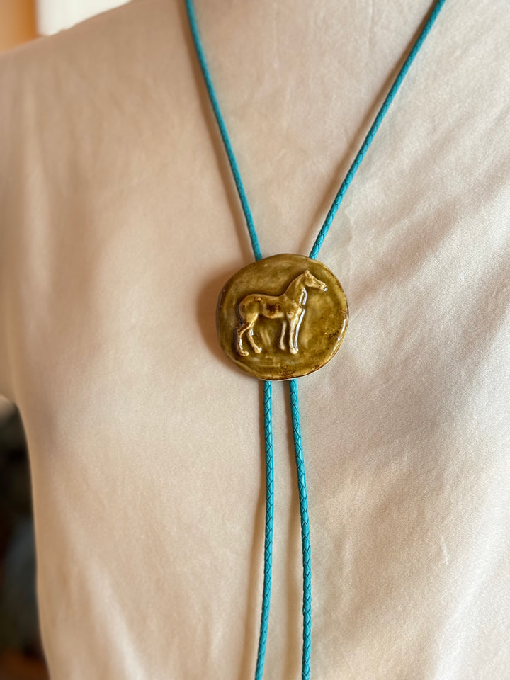 Clay Bolo