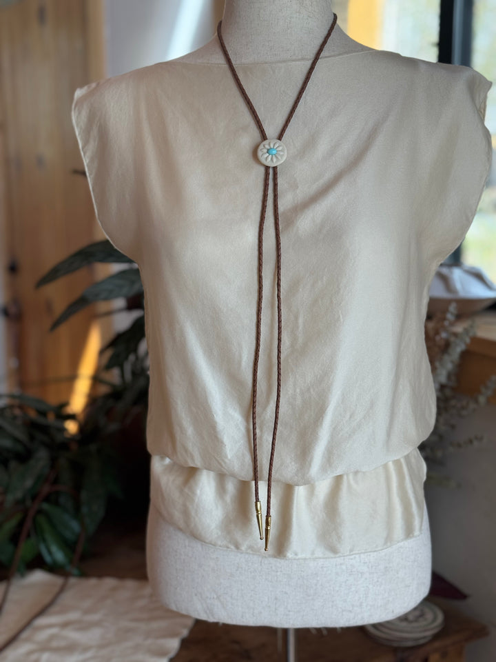 Clay Bolo