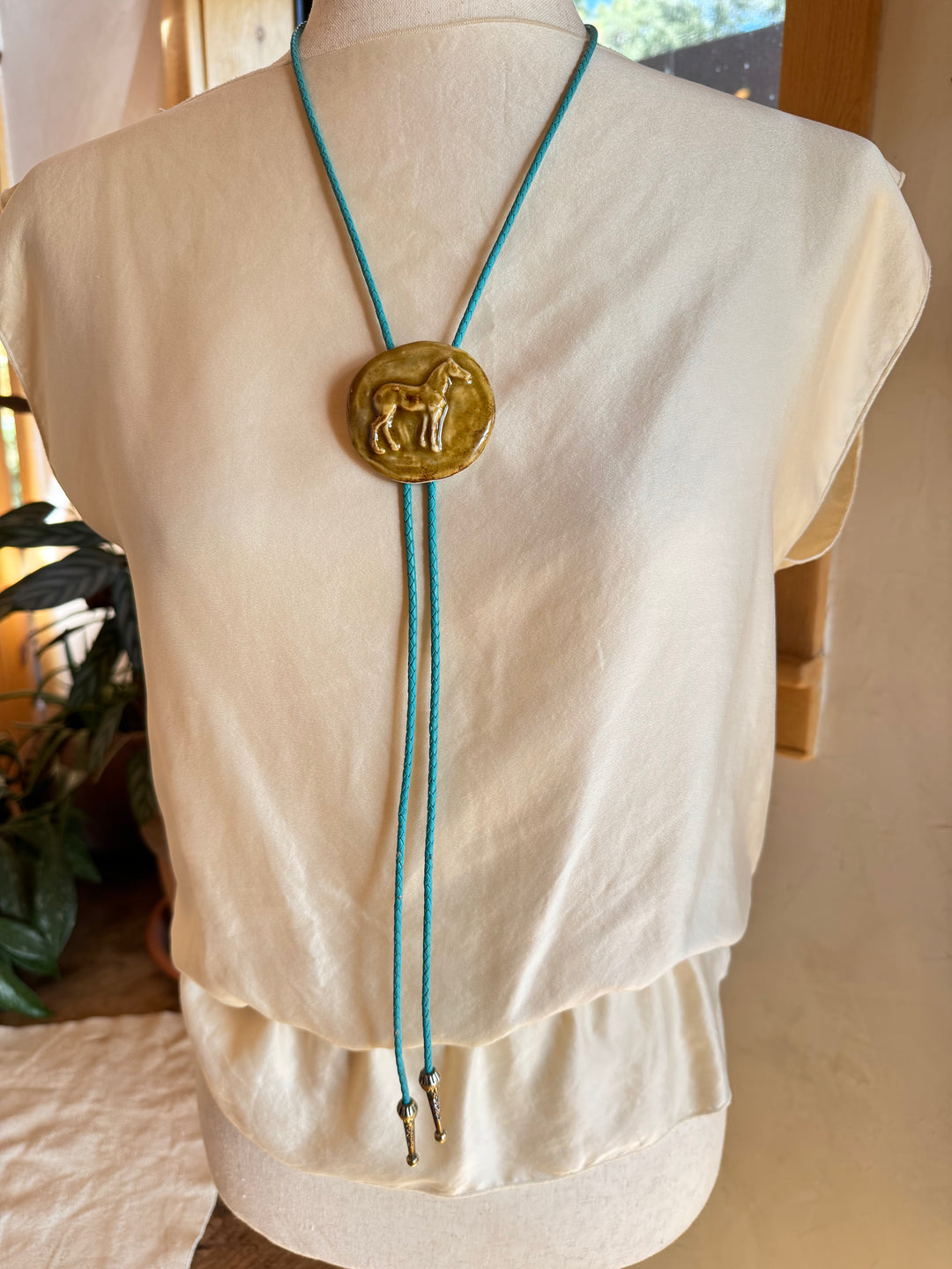 Clay Bolo