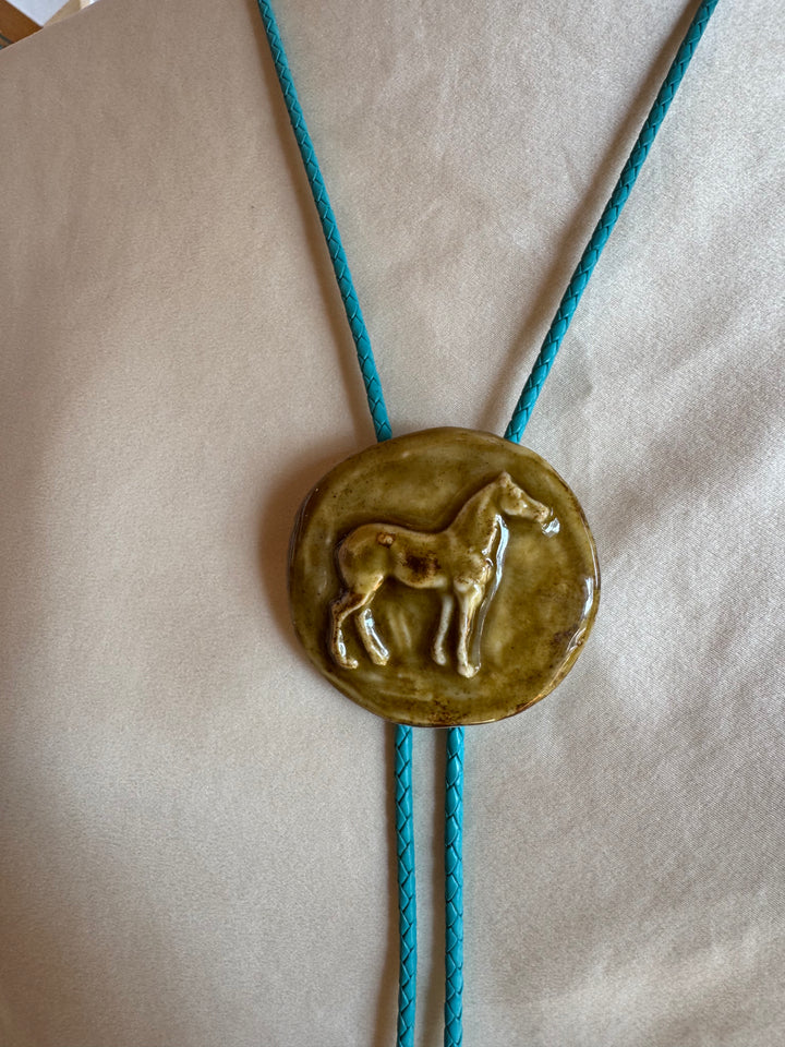 Clay Bolo