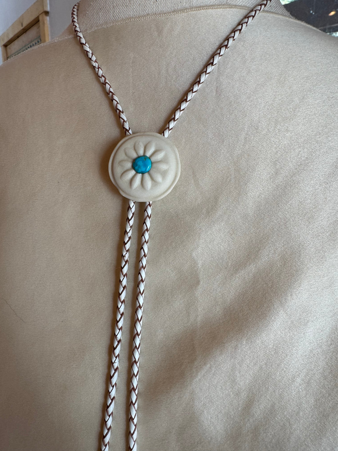 Clay Bolo