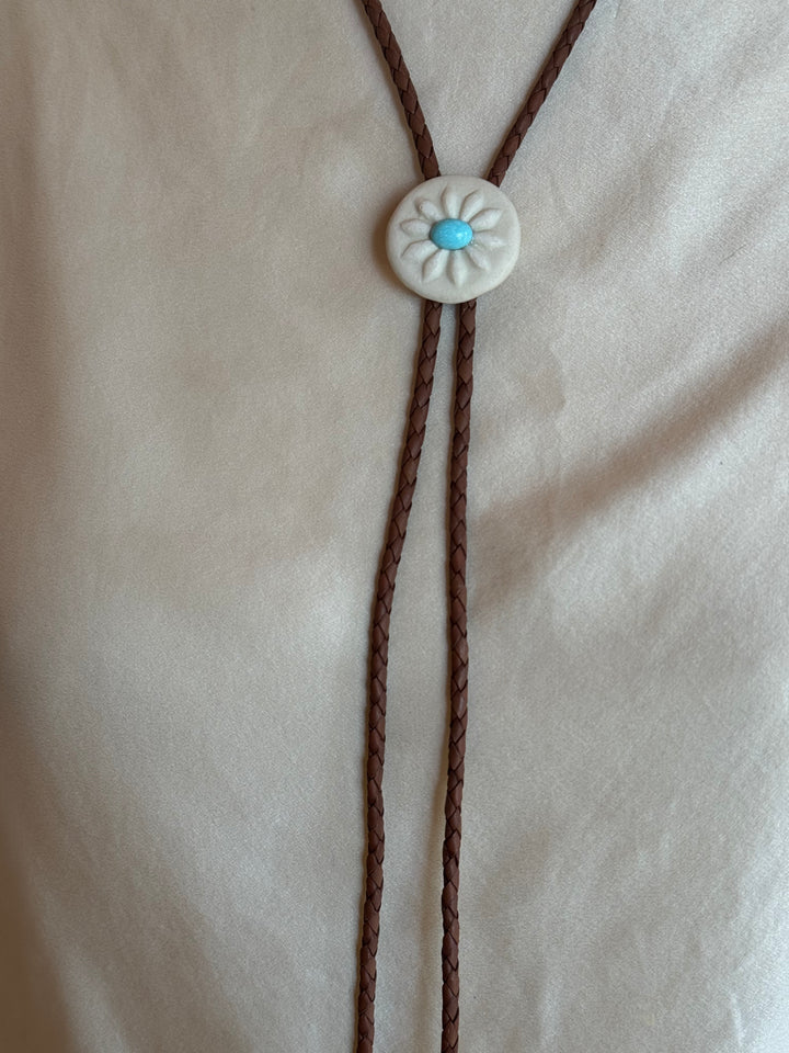 Clay Bolo