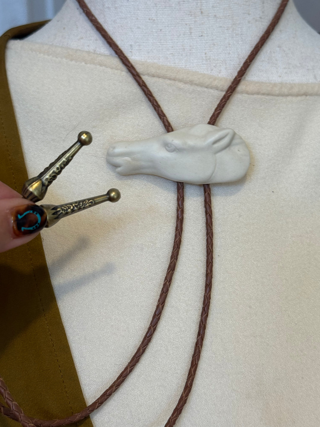 Clay Bolo