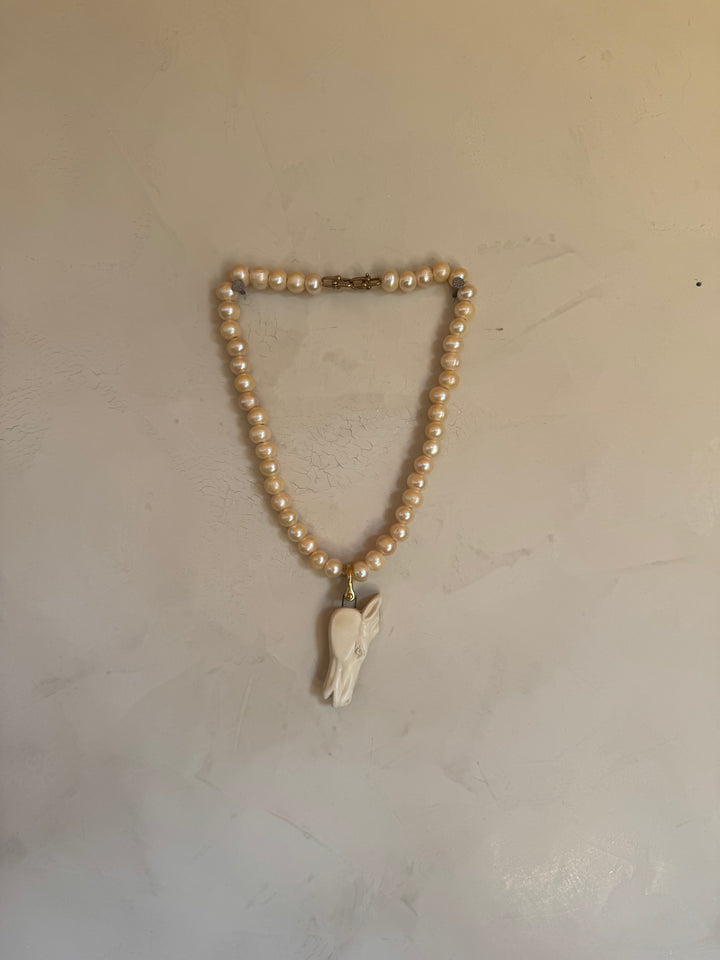 Clay Horse Pearl Choker
