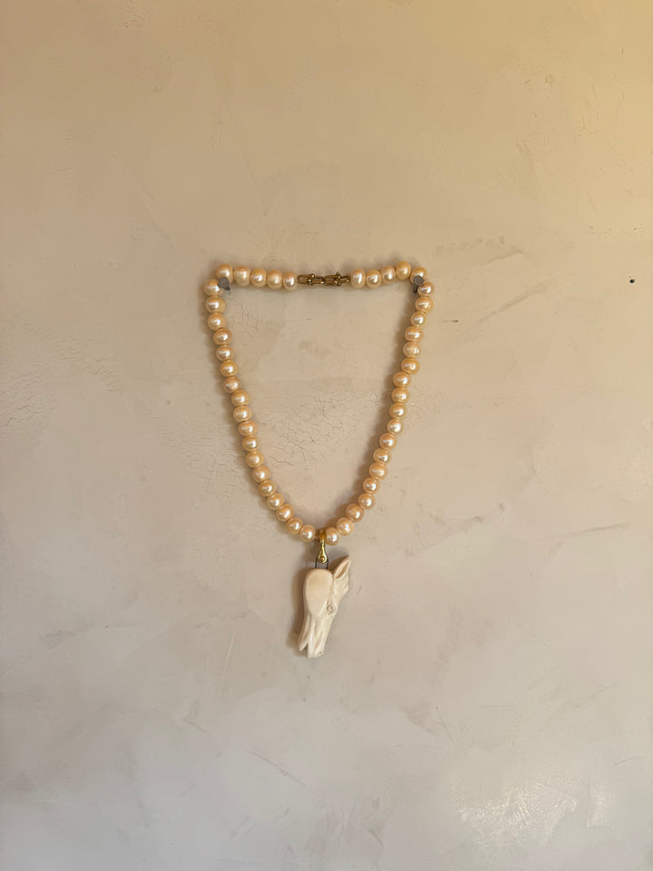 Clay Horse Pearl Choker