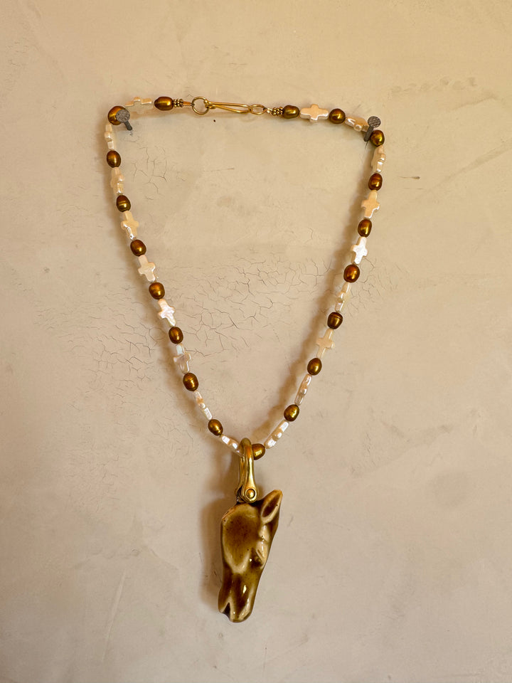 Clay Horse Pearl Choker