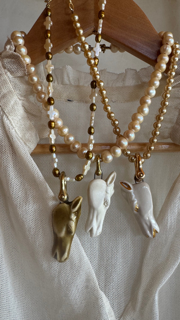 Clay Horse Pearl Choker