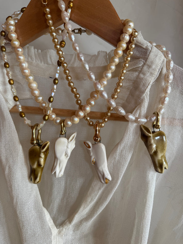 Clay Horse Pearl Choker