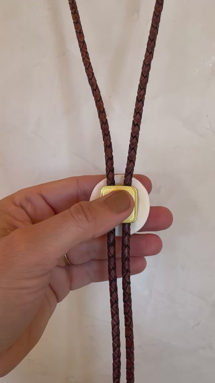 Clay Flower Bolo